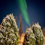 Willa Polar Glow House - Near Santa Claus Village *