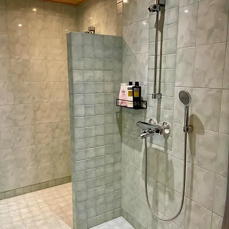 Polar Glow House - Near Santa Claus Village *