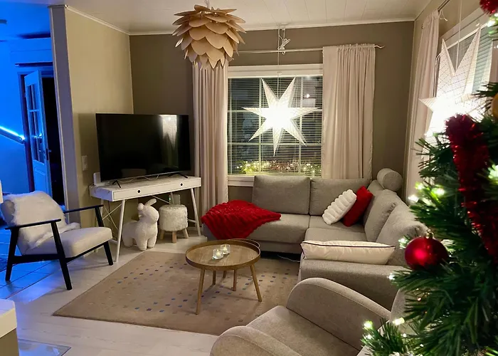 Polar Glow House - Near Santa Claus Village *